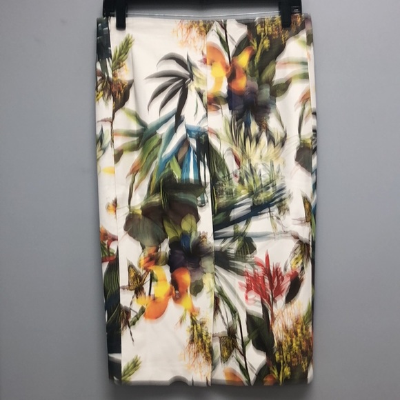 Luna faux leather floral pencil skirt - Picture 2 of 6